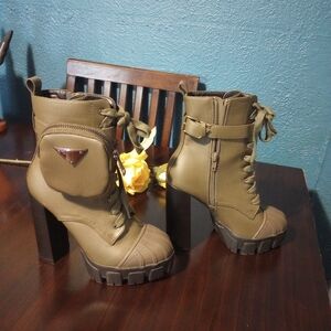 Hallucinate Khaki Pu Pocket Detail Block Heel Ankle Boot Green Size UK 4 US 6